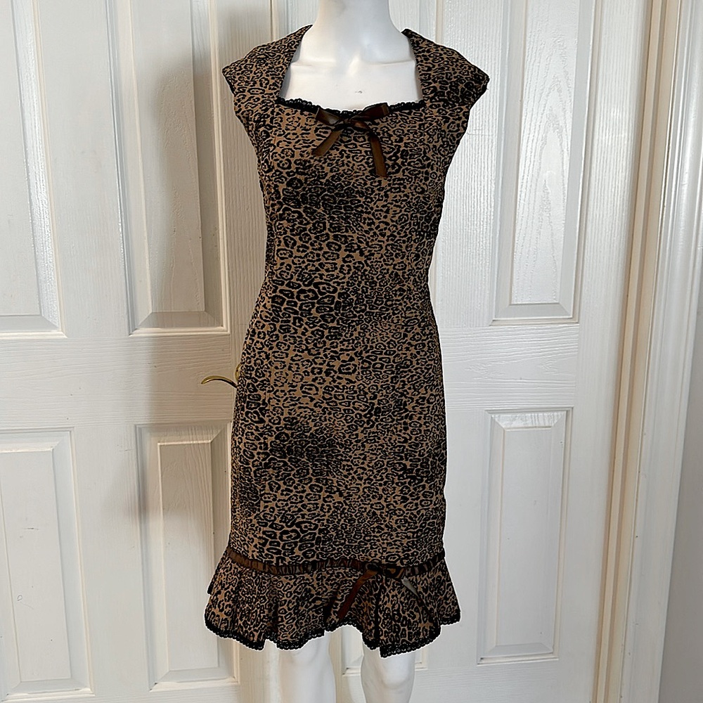 Bettie Page Leopard Print midi dress size large